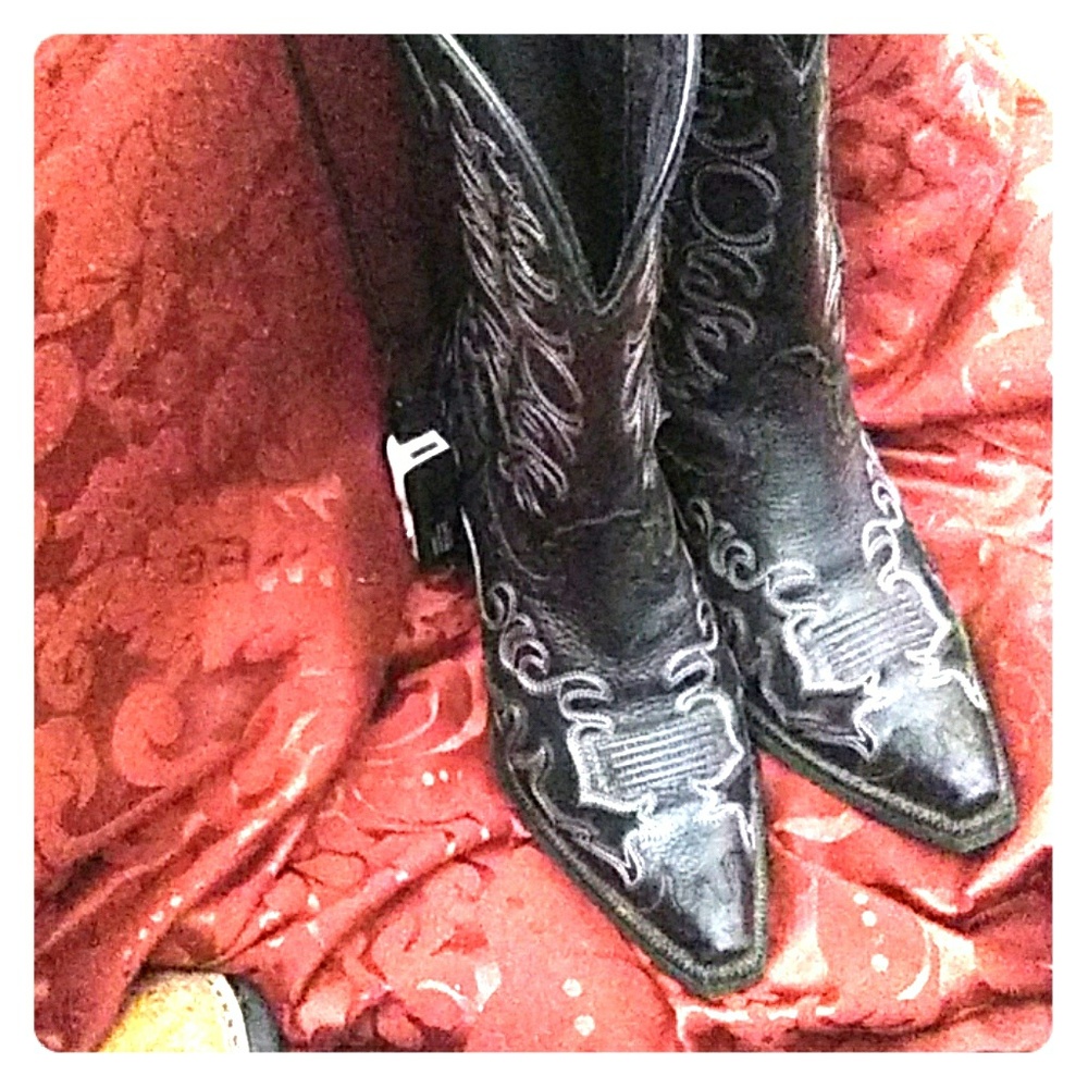 cowgirl boots